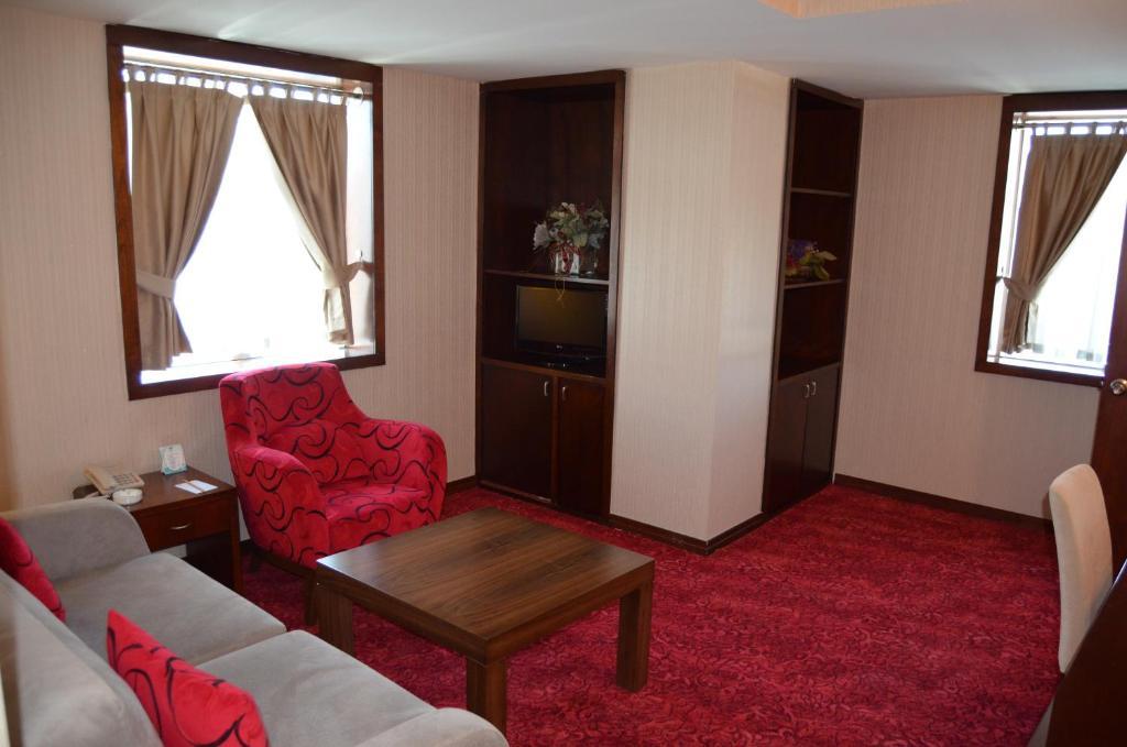 Palmcity Hotel 4*